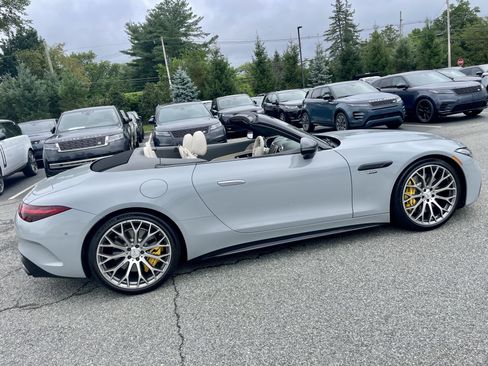 Used 2022 Mercedes-Benz SL 63 AMG 4MATIC image 7
