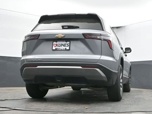 Used 2025 Chevrolet Equinox LT AWD/4WD image 27