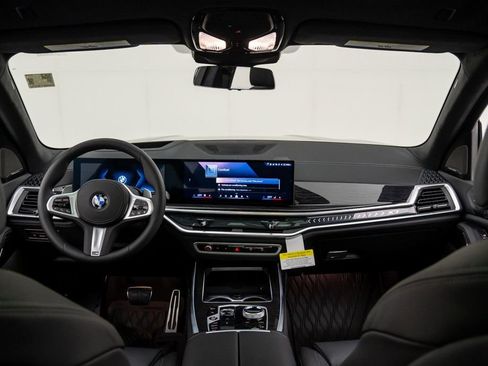 New 2026 BMW X7 xDrive40i image 10