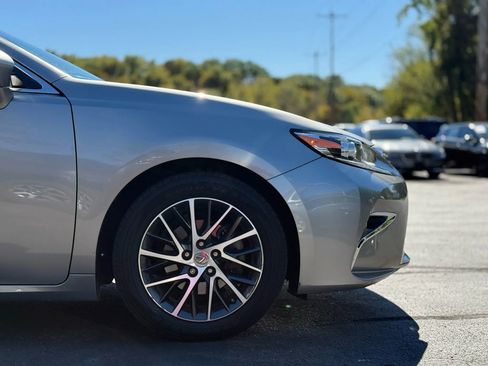 Used 2016 Lexus ES 350 ES 350 Sedan 4D image 7