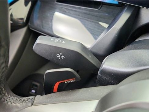 Used 2025 BMW i5 eDrive40i w/ M Sport Package image 41