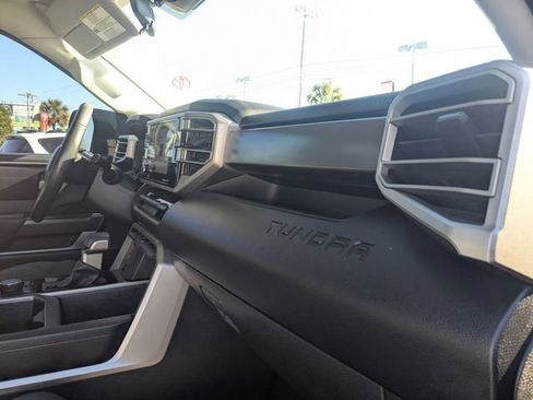 Used 2022 Toyota Tundra SR5 AWD/4WD image 33