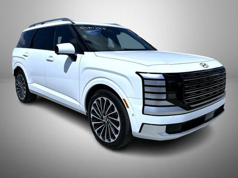 Used 2026 Hyundai Palisade Calligraphy AWD/4WD image 3