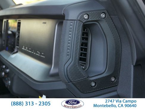 New 2025 Ford Bronco 4-Door AWD/4WD image 31