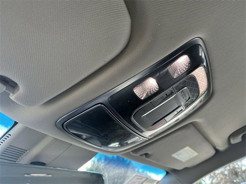 Used 2023 Genesis G80 2.5T image 16