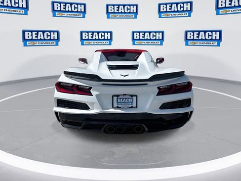 Used 2024 Chevrolet Corvette Z06 RWD image 7