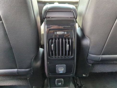 Used 2024 Jeep Compass Trailhawk image 15