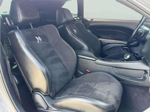 Used 2018 Dodge Challenger R/T Scat Pack w/ Leather Interior Group RWD image 43