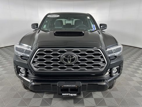 Used 2023 Toyota Tacoma TRD Sport image 2
