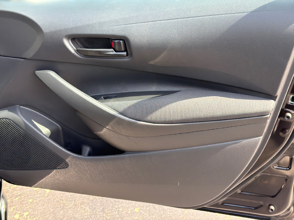 Used 2026 Toyota Corolla LE FWD image 12
