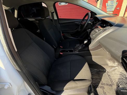 Used 2018 Ford Focus S FWD image 37