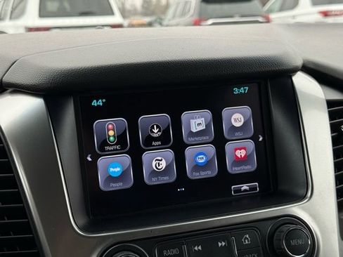 Used 2018 Chevrolet Suburban LT image 26