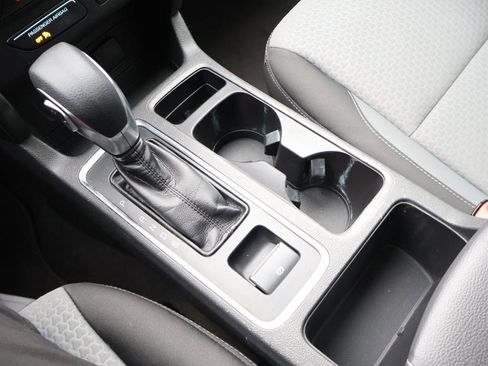 Used 2019 Ford Escape SE FWD image 23
