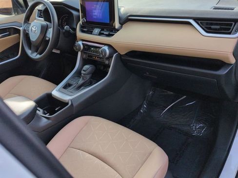 Certified 2025 Toyota RAV4 XLE image 30