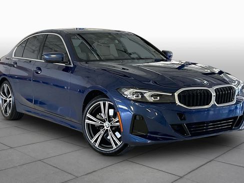 Used 2024 BMW 330i Sedan w/ Premium Package RWD image 2