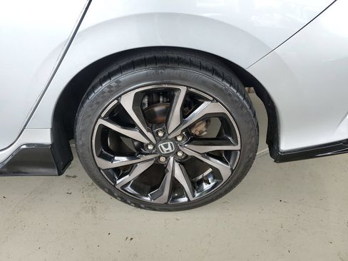 Used 2018 Honda Civic Sport image 11