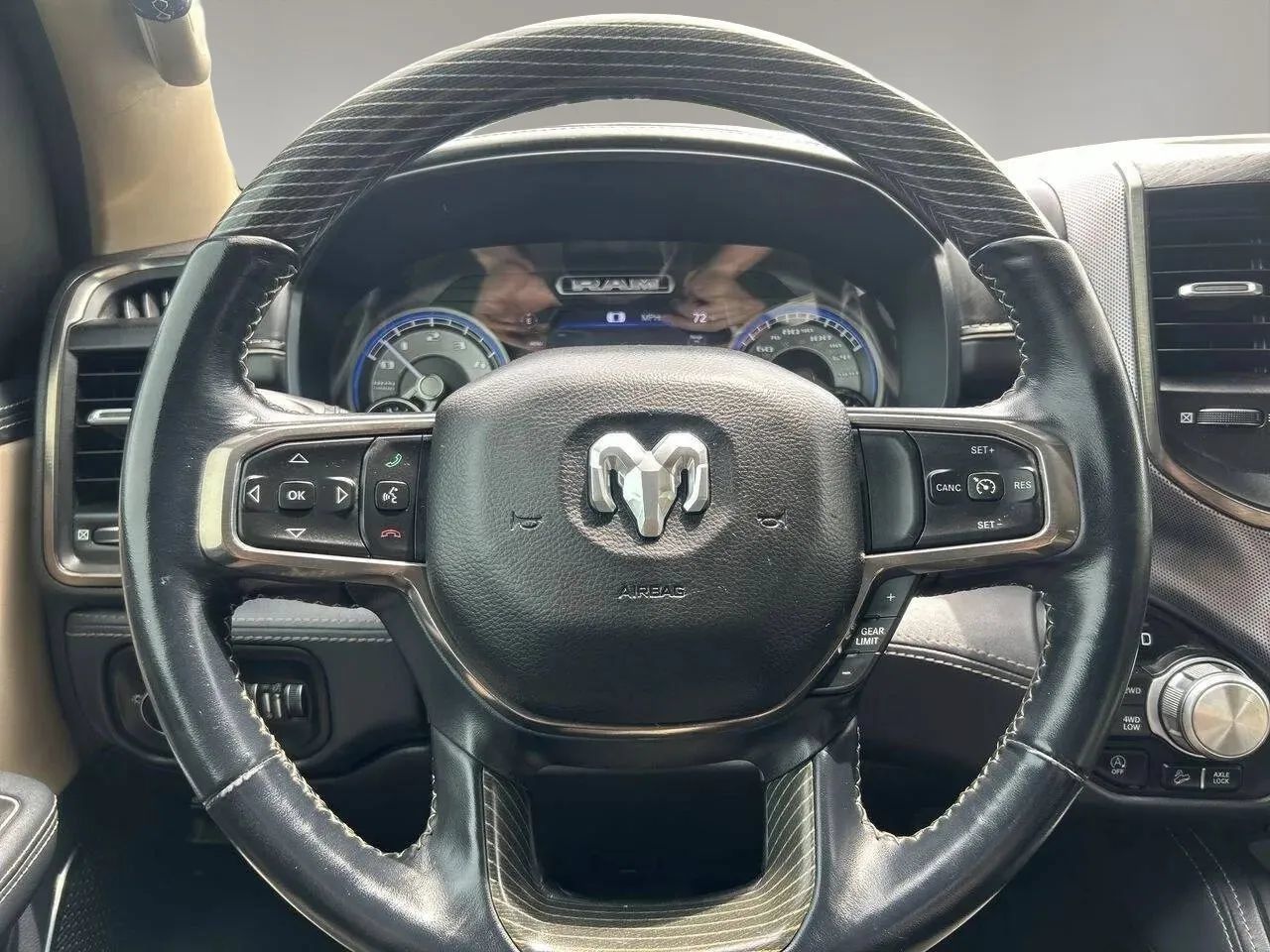 Used 2021 RAM 1500 Limited w/ Off Road Group AWD/4WD image 14