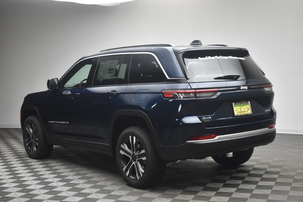 New 2027 Jeep Grand Cherokee Limited AWD/4WD image 11