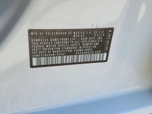 Used 2019 Volkswagen Jetta SEL w/ Cold Weather Package image 23