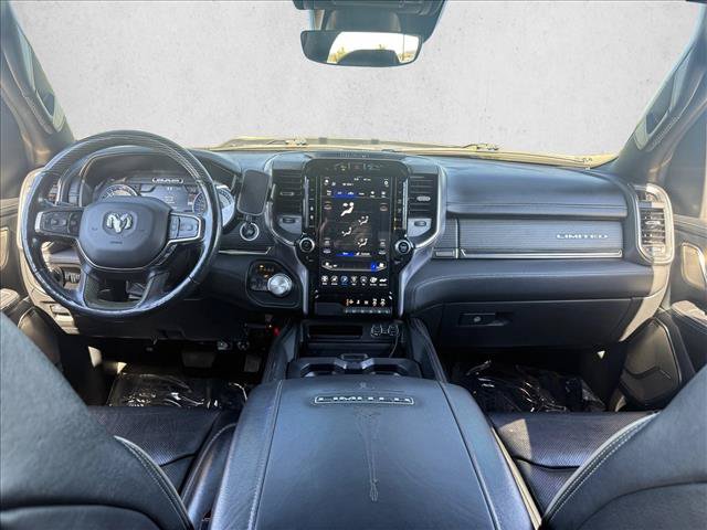 Used 2020 RAM 1500 Limited w/ Black Appearance Package AWD/4WD image 11
