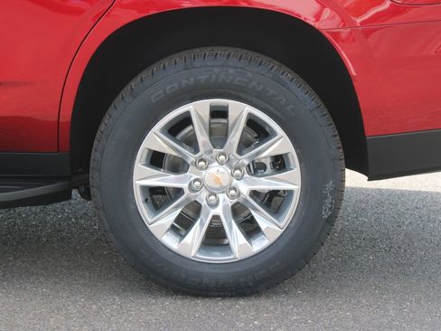 New 2026 Chevrolet Tahoe Premier w/ Sun And Tow Package AWD/4WD image 17