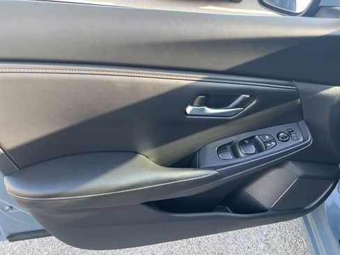 Certified 2024 Nissan Sentra SV w/ All-Weather Package FWD image 7