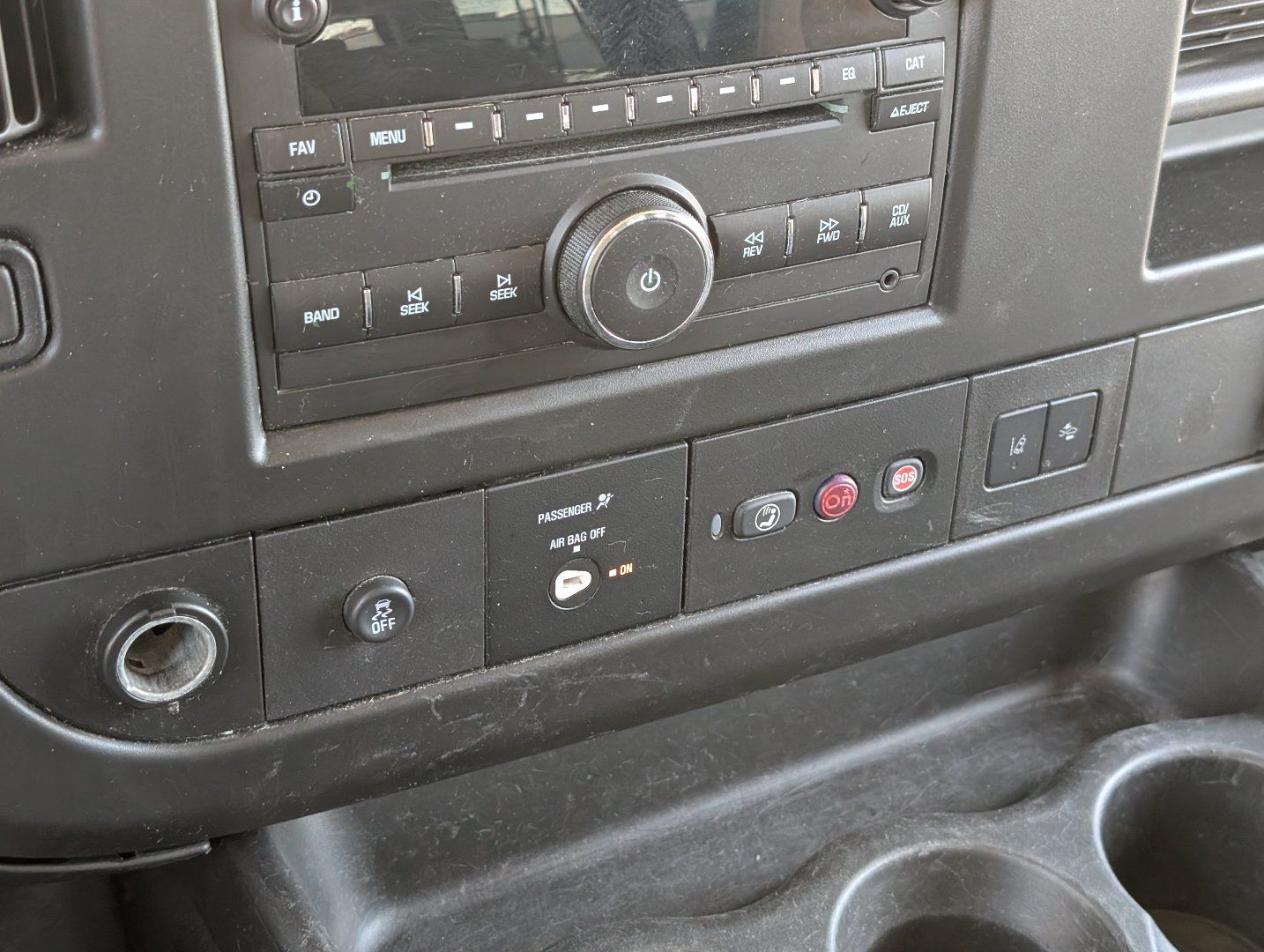 Used 2019 Chevrolet Express 2500 LT w/ LT Preferred Equipment Group RWD image 16