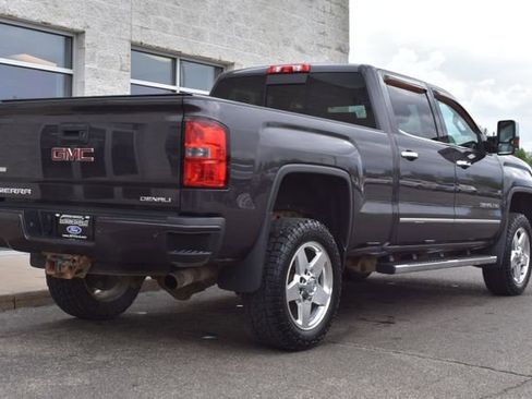 Used 2015 GMC Sierra 2500 Denali AWD/4WD image 15