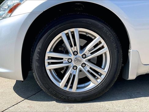 Used 2011 INFINITI G37 x Sedan w/ Premium Pkg AWD/4WD image 7