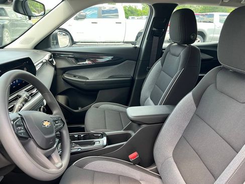 New 2026 Chevrolet TrailBlazer LS FWD image 7