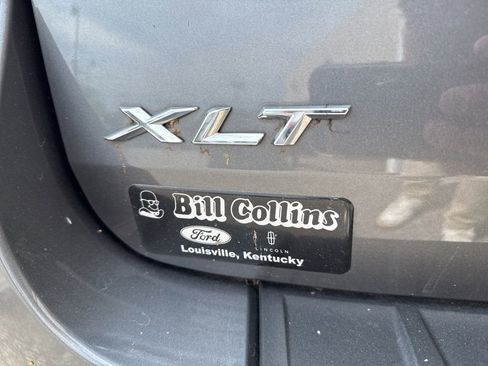 Used 2023 Ford Explorer XLT w/ Equipment Group 202A RWD image 3