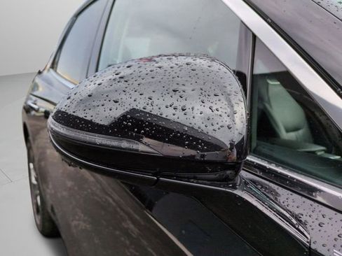 Certified 2023 Genesis Electrified GV70 Advanced image 12