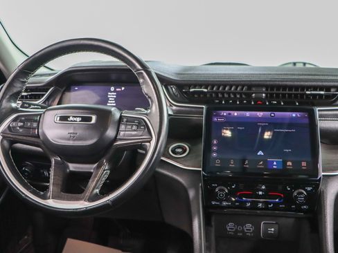 Used 2021 Jeep Grand Cherokee L Limited image 17