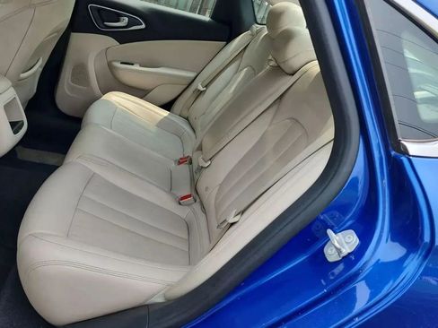 Used 2017 Chrysler 200 Limited Platinum FWD image 24
