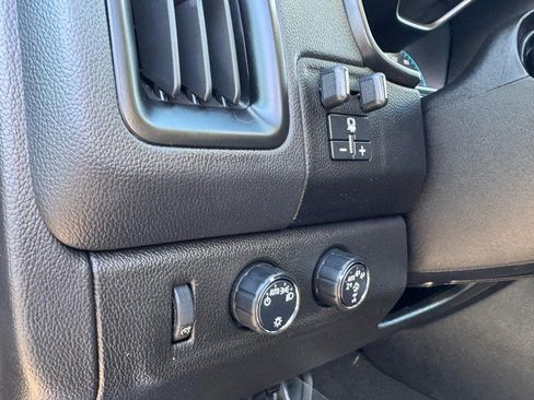Used 2022 Chevrolet Colorado ZR2 image 16