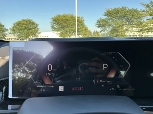 New 2026 BMW X6 xDrive40i image 36