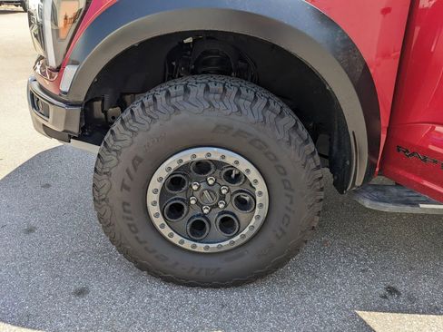 Certified 2025 Ford F150 Raptor AWD/4WD image 38