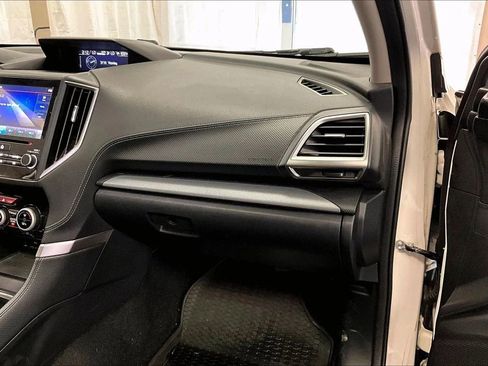 Used 2019 Subaru Forester Limited image 16