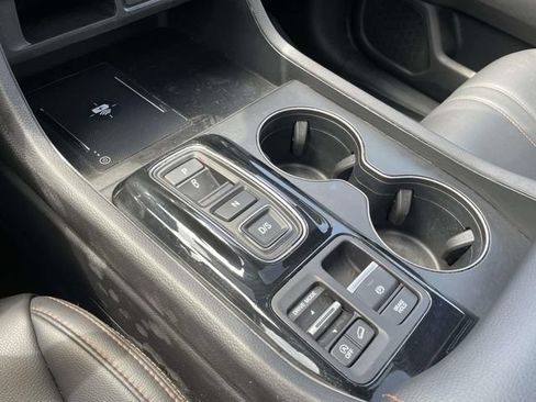 Used 2024 Honda Pilot TrailSport image 38