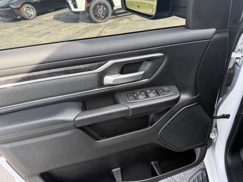 Used 2023 RAM 1500 Big Horn AWD/4WD image 13