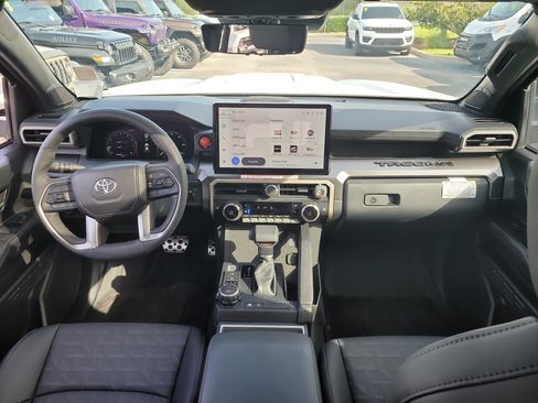 Used 2025 Toyota Tacoma TRD Sport w/ TRD Sport Premium Package AWD/4WD image 15