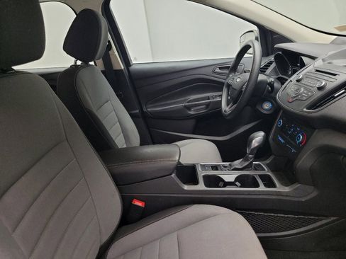 Used 2017 Ford Escape S image 21