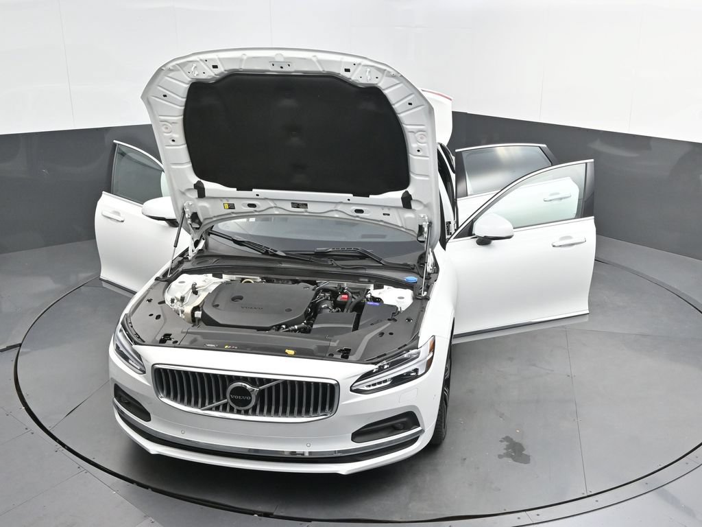 Certified 2022 Volvo S90 B6 Inscription w/ Advanced Package AWD/4WD image 40