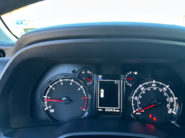 Used 2024 Toyota 4Runner SR5 Premium w/ Moonroof Package AWD/4WD image 14