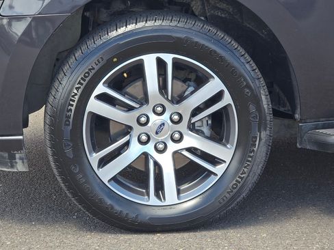 Used 2024 Ford Expedition Limited AWD/4WD image 30