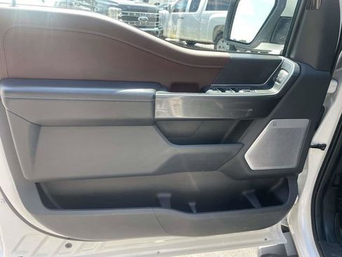 Used 2021 Ford F150 Lariat w/ Equipment Group 502A High AWD/4WD image 18