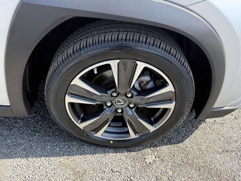 Used 2020 Lexus UX 250h w/ Premium Package AWD/4WD image 7