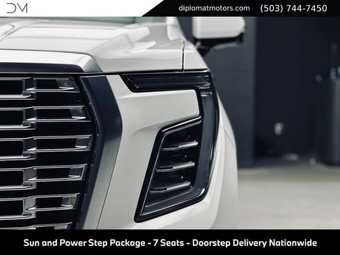 Used 2026 GMC Yukon Denali w/ Sun & Power Step Package AWD/4WD image 13
