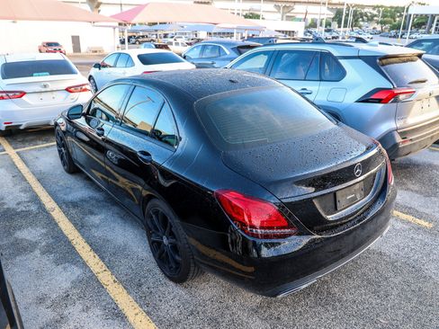 Used 2019 Mercedes-Benz C 300 Sedan image 10