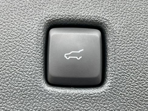New 2024 Ford Escape SE w/ PHEV Premium Package FWD image 33